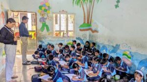 ‘चला शाळेत जाऊया’ अभियानांतर्गत श्री संत ज्ञानेश्वर विद्यालयाला भेट