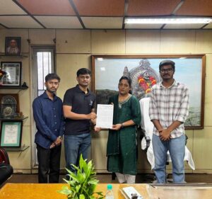 मेहरूण तलावाच्या रक्षणार्थ L.O.S. फाऊंडेशन आक्रमक; महापौरांना दिले निवेदन, प्रशासनाकडून लवकरच कारवाईचे आश्वासन