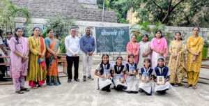 दहीहंडी फोडली नाही, ज्ञानाची हंडी जिंकली; ‘गोपाळ’ गट ठरला कौशल्याचा विजेता!