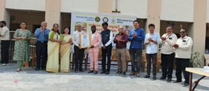 ३५०० विद्यार्थ्यांनी साकारला पर्यावरणाचा संदेश; शाडूमातीच्या गणपती निर्मितीत जळगावचा ‘ग्रेट रेकॉर्ड’!