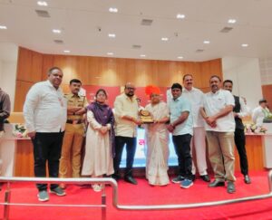 रावेरच्या नगराध्यक्षा सौ. संगीताताई भास्कर महाजन यांना ‘आदर्श नगराध्यक्ष पुरस्कार’