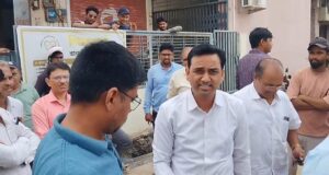 नारायणवाडी परिसरात दोन महिने खोदलेले रस्ते: रुग्ण, रुग्णवाहिका आणि नागरिकांचे हाल